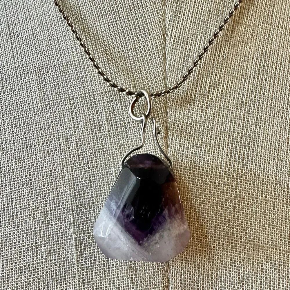 Amethyst pendant necklace
